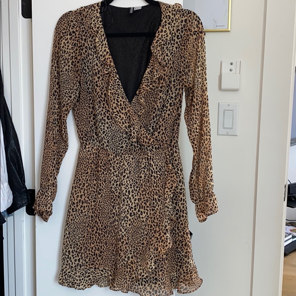 H&M | Leopard Office Wear Wrap Dress